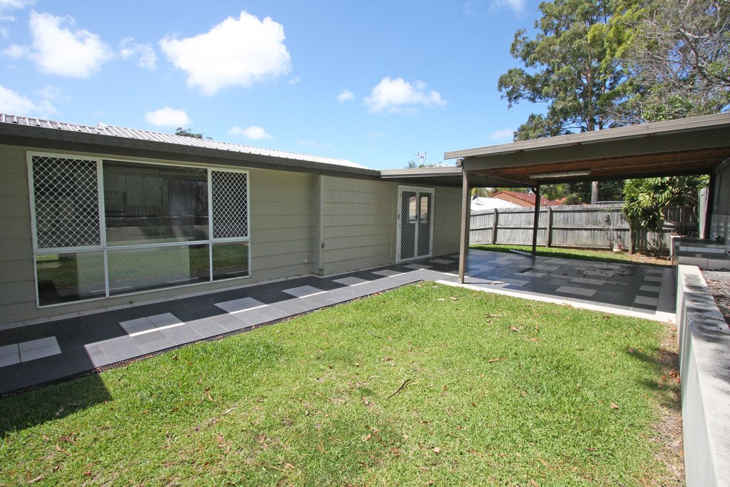 11 Gidgee Court MOLENDINAR 2