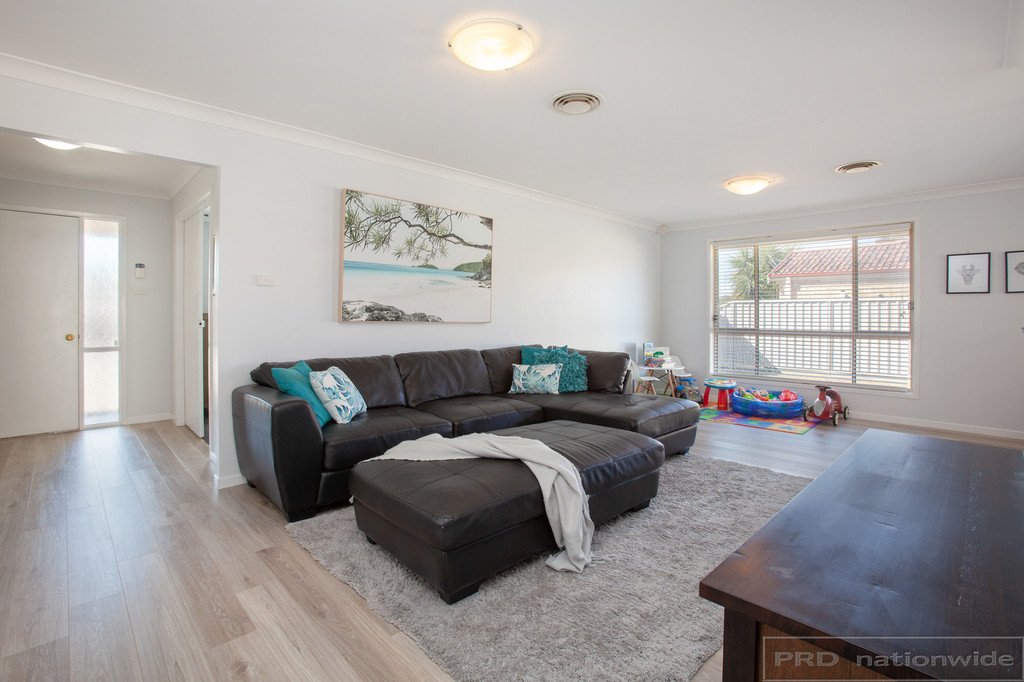 11 Glover Crescent METFORD 2