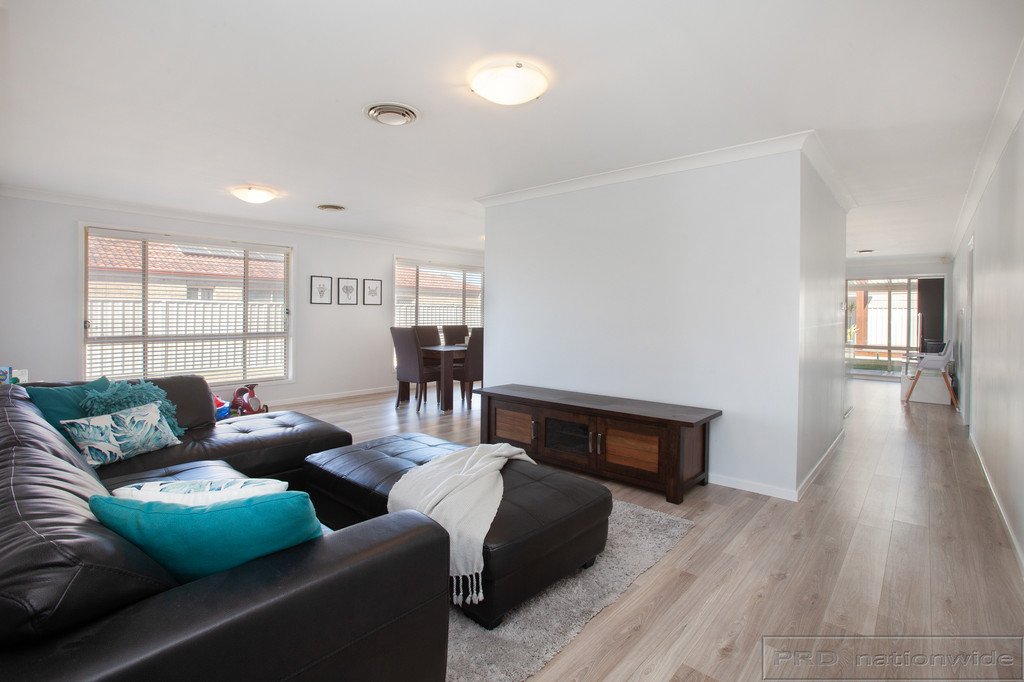 11 Glover Crescent METFORD 3