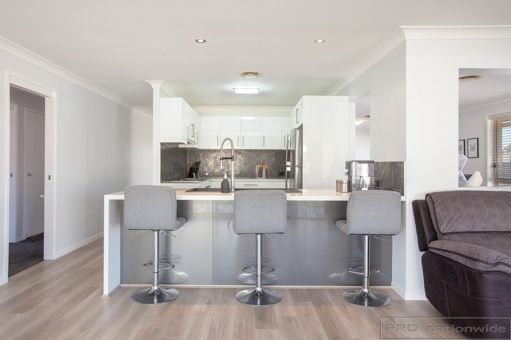 11 Glover Crescent METFORD 7