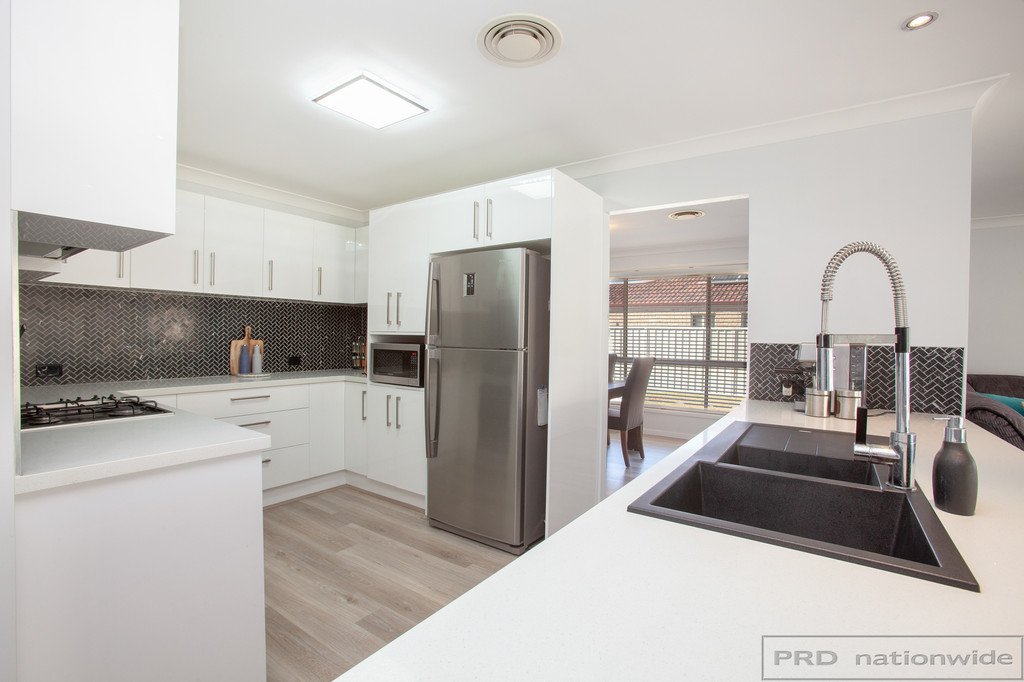 11 Glover Crescent METFORD 8