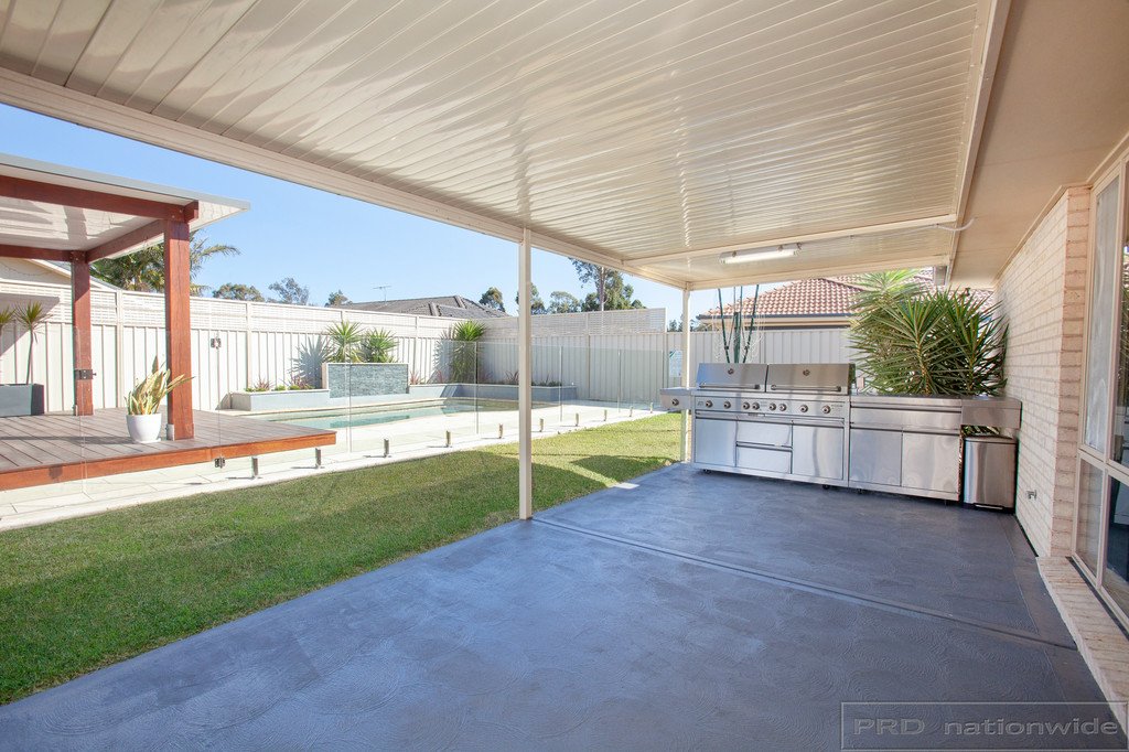 11 Glover Crescent METFORD 11