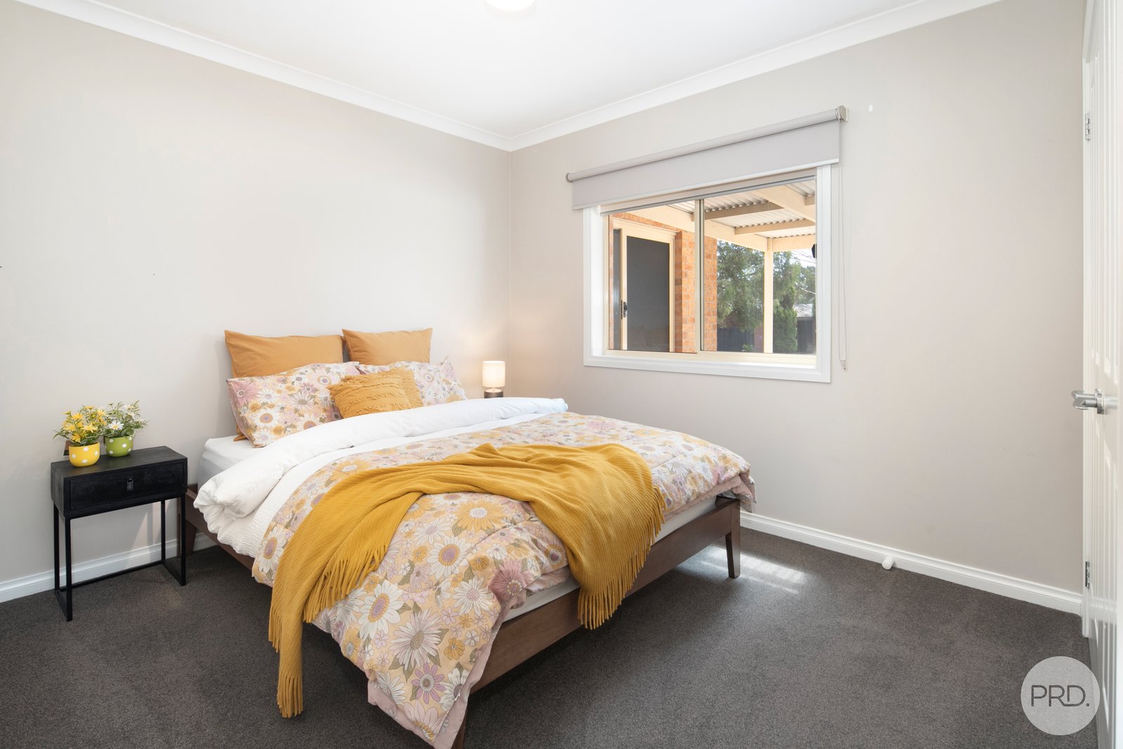 11 Glynwood Grove ENFIELD 12