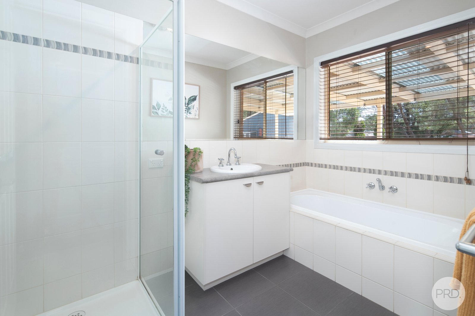 11 Glynwood Grove ENFIELD 14