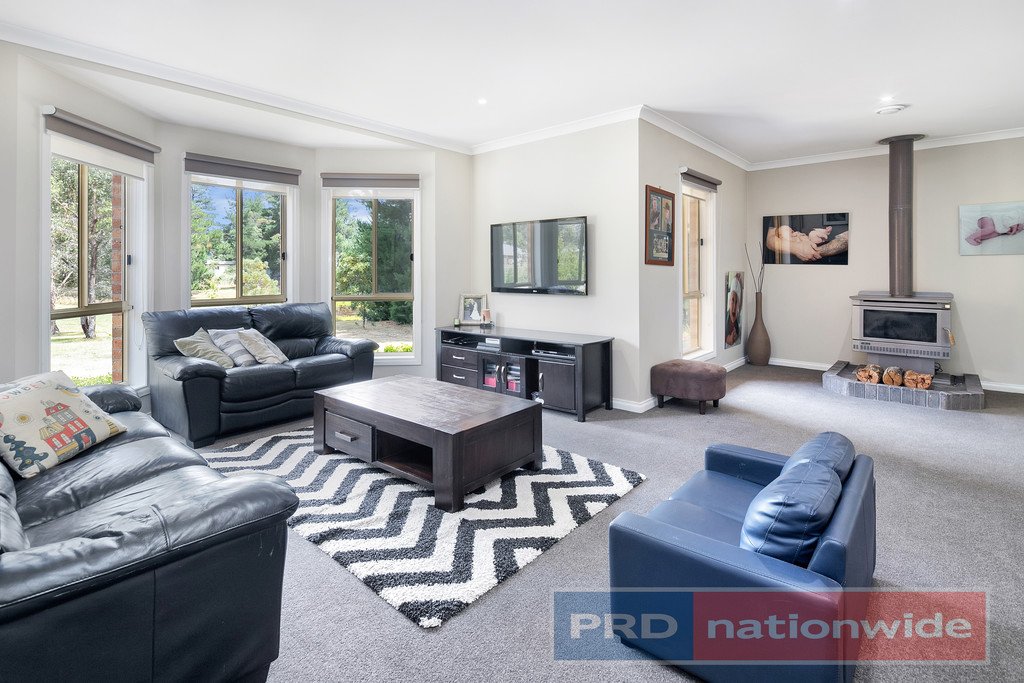 11 Glynwood Grove ENFIELD 12