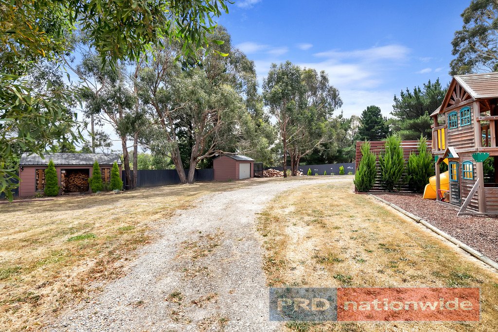 11 Glynwood Grove ENFIELD 16