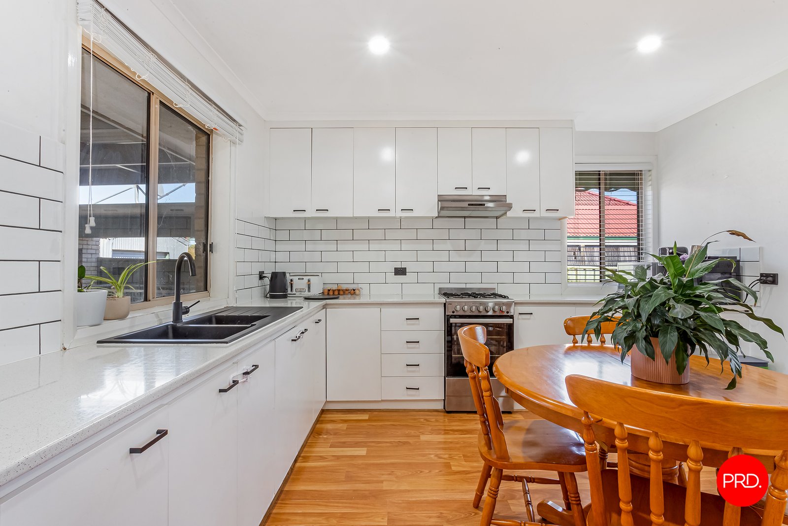 11 Grace Street WHITE HILLS 2