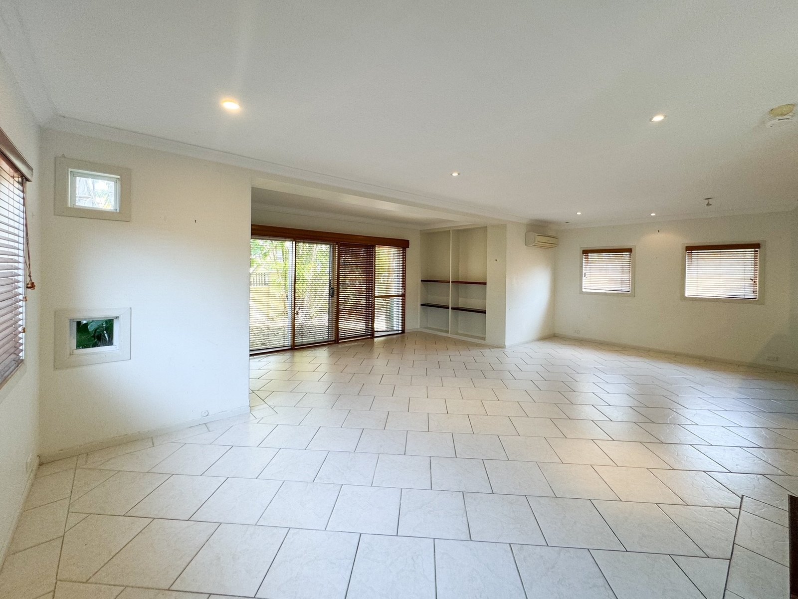 11 Grafton Street NELSON BAY 15