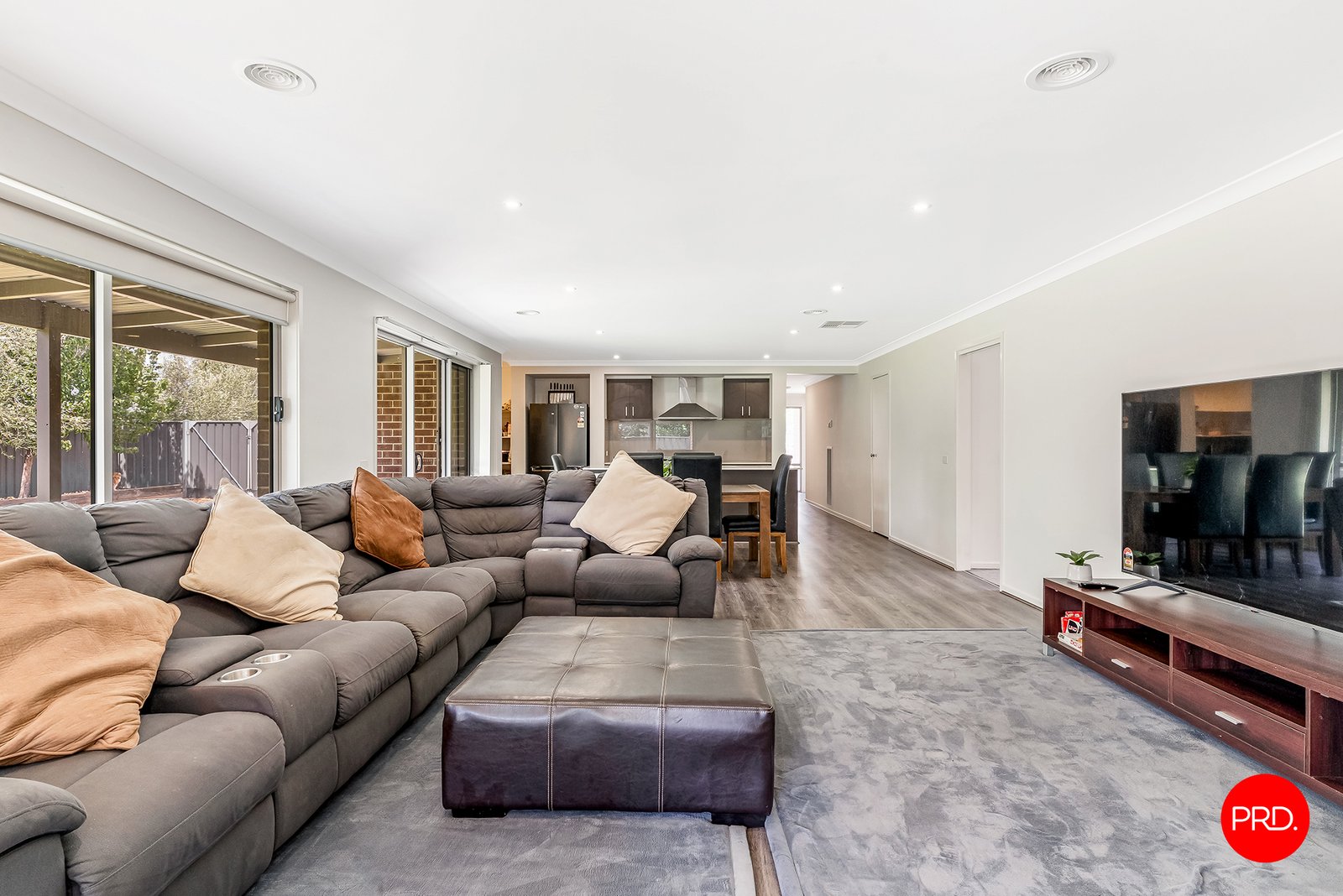 11 Grayton Street MARONG 8