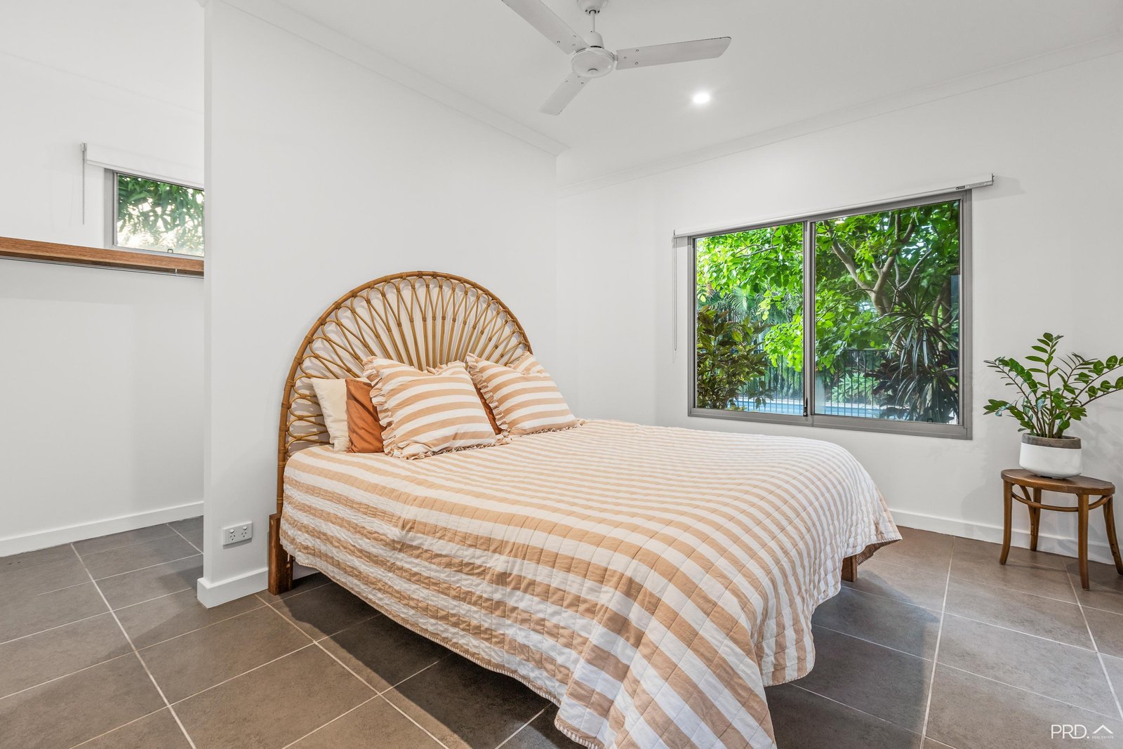 11 Greenshank Drive DJUGUN 5