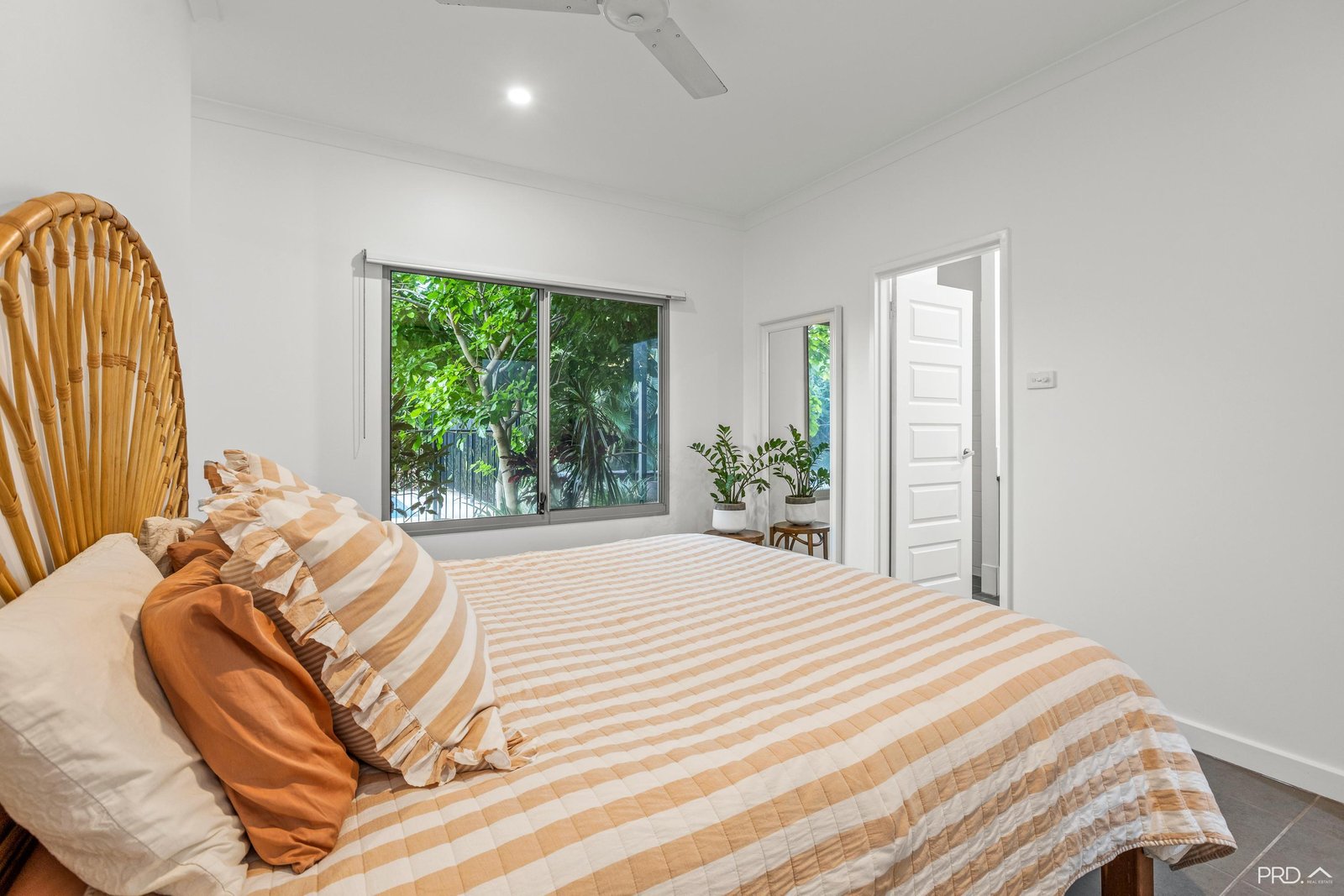 11 Greenshank Drive DJUGUN 6