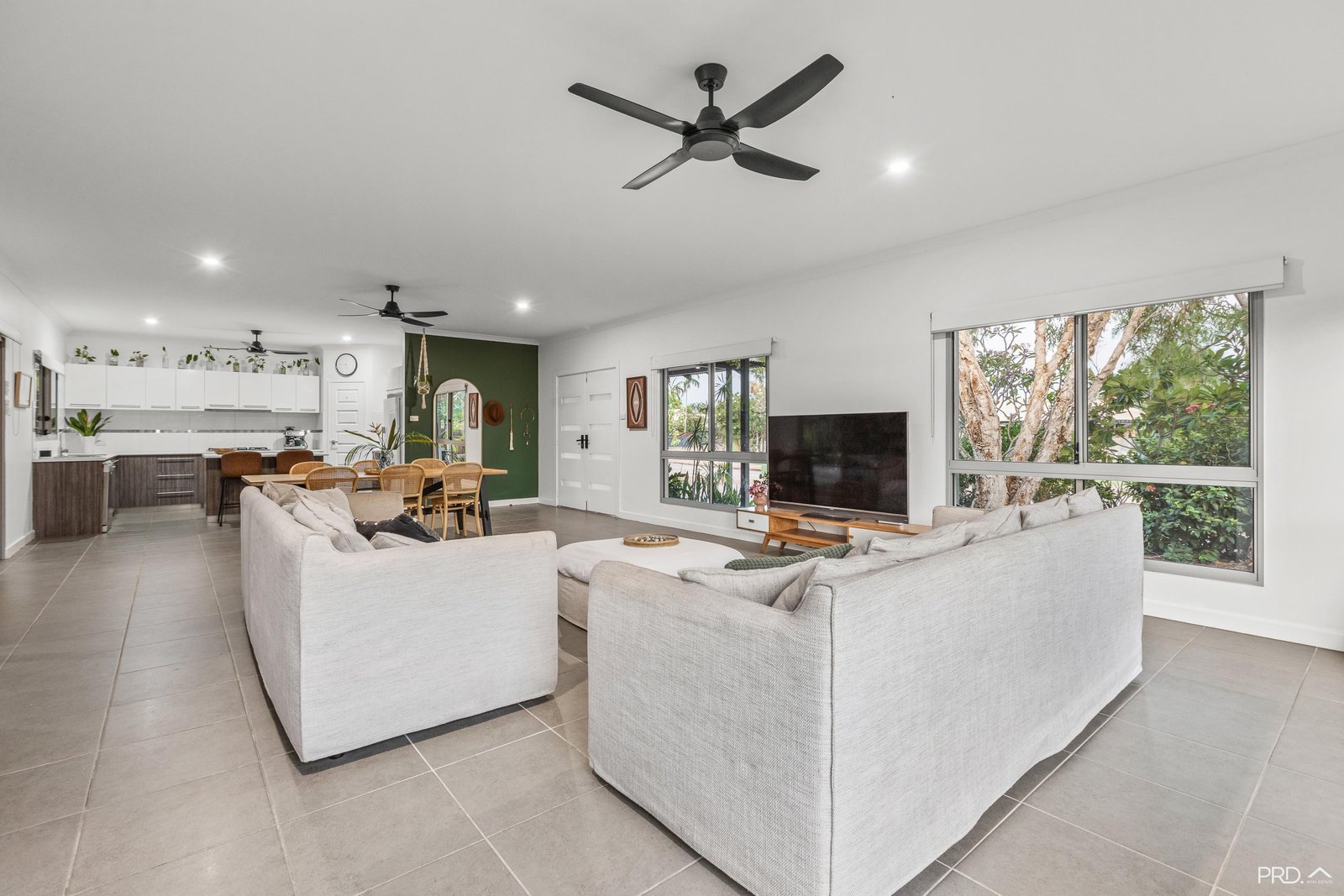 11 Greenshank Drive DJUGUN 17