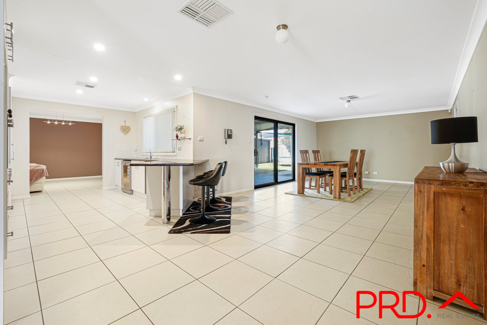 11 Gregory Close TAMWORTH 6