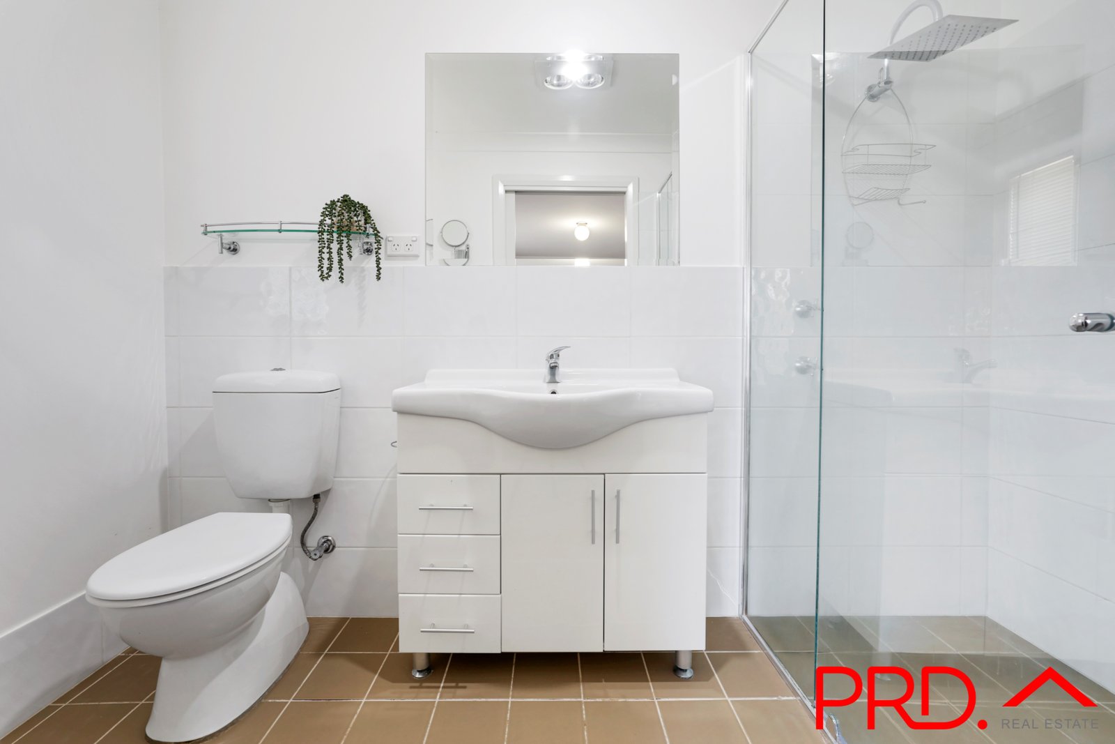 11 Gregory Close TAMWORTH 18