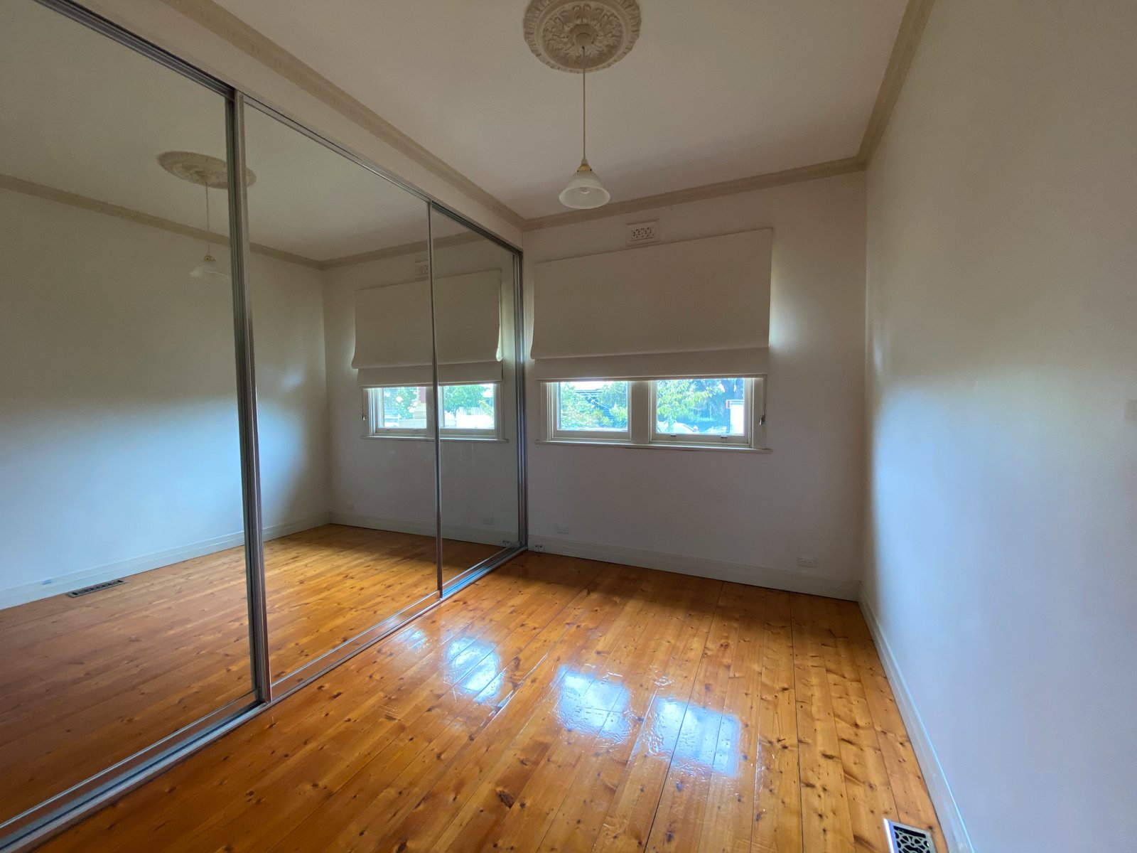 Gallery: 11 Grey Street