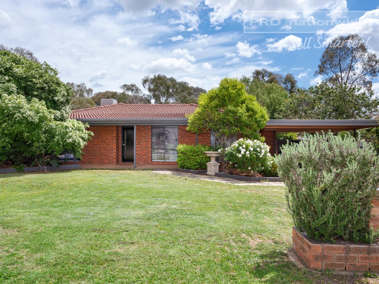 11 Gunyah Place GLENFIELD PARK 11