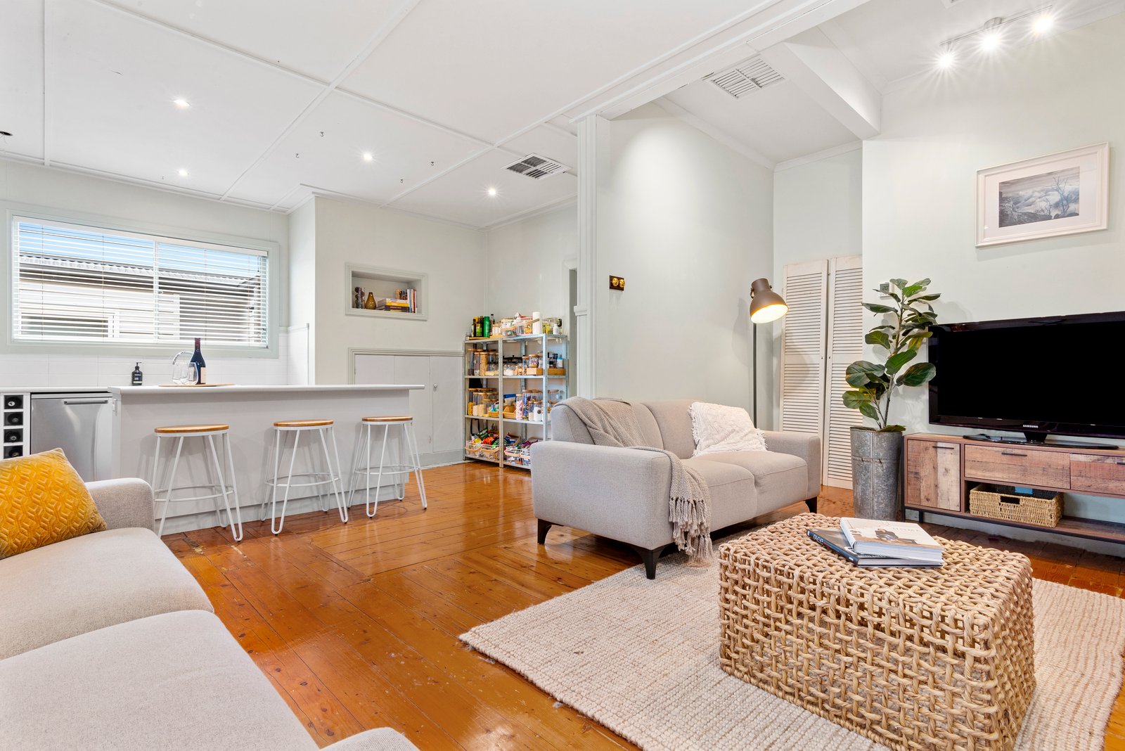 Gallery: 11 Guthrie Avenue