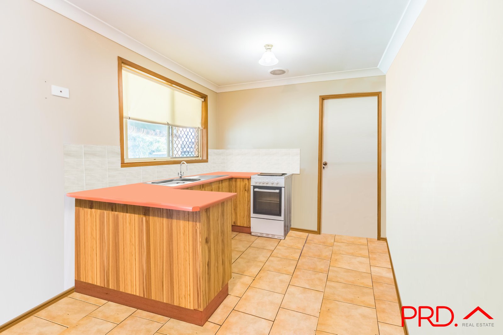 11 Hamilton Court TAMWORTH 4
