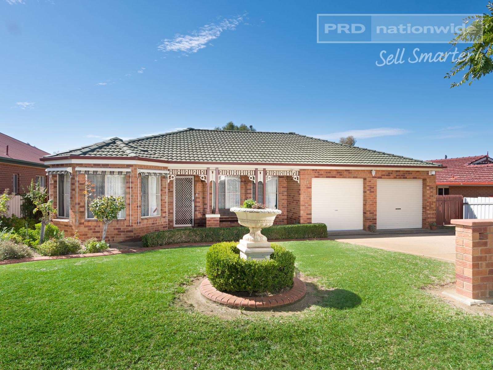 11 Hargrave Avenue LLOYD 1