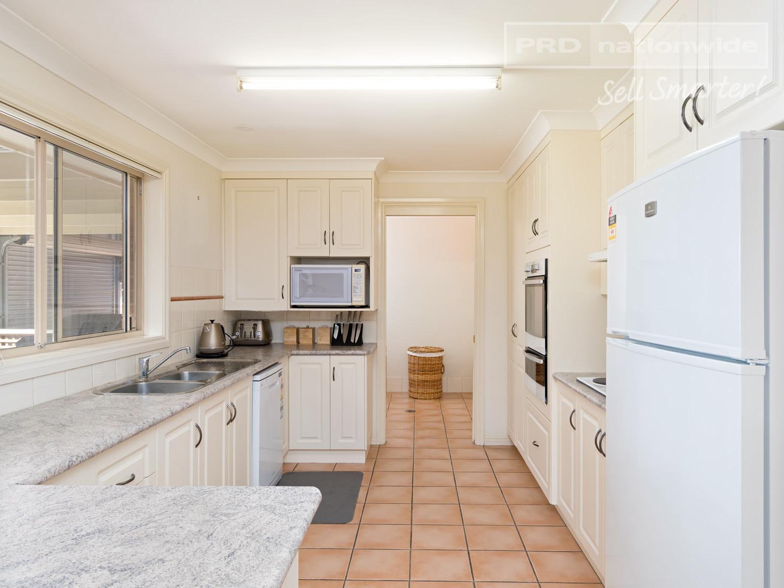 11 Hargrave Avenue LLOYD 12