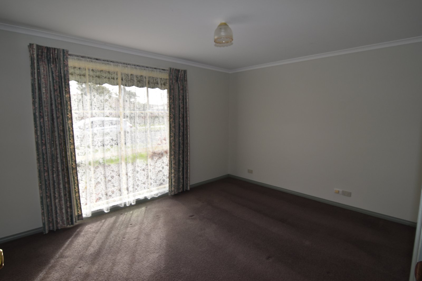 Gallery: 1/1 Harris Court