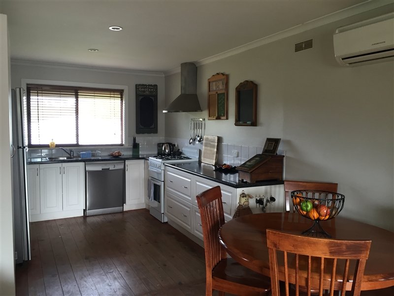 11 Harvey Street WEST BENDIGO 2