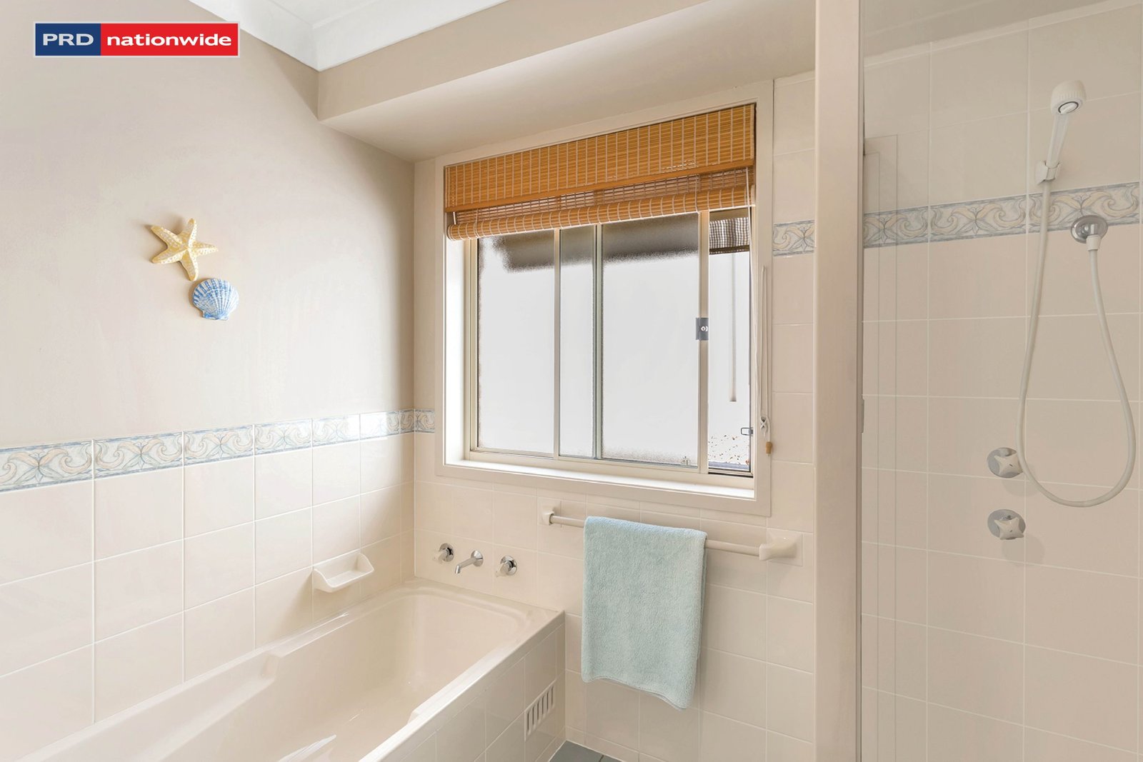 11 Hawkes Way BOAT HARBOUR 18