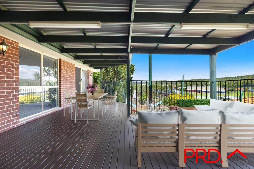 11 Henderson Rise PACIFIC PINES 2