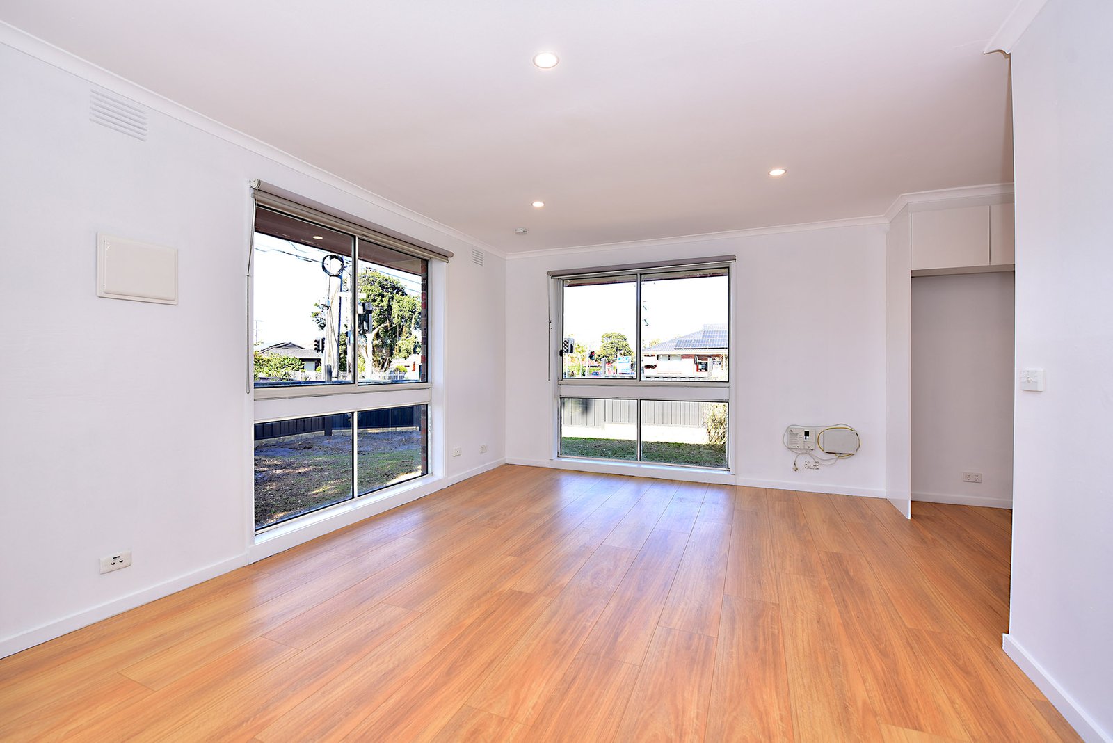 Gallery: 1/1 Henderson Road