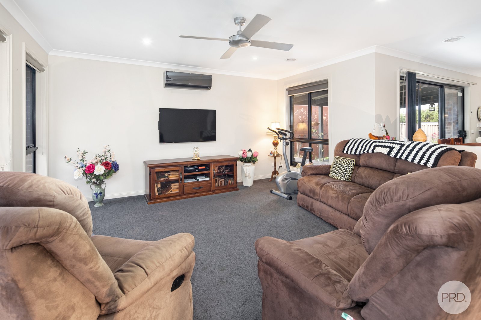 11 Heppner Court SEBASTOPOL 2