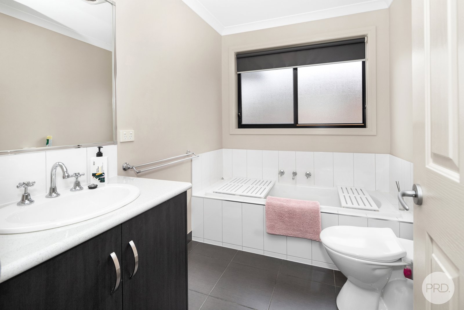 11 Heppner Court SEBASTOPOL 9