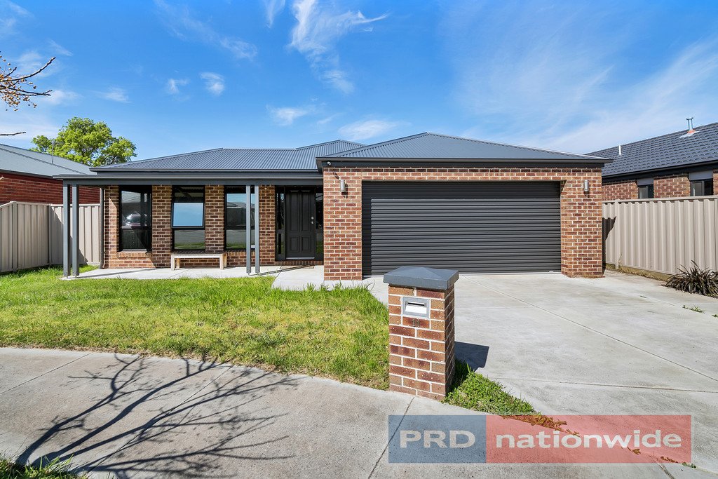 11 Heppner Court SEBASTOPOL 1