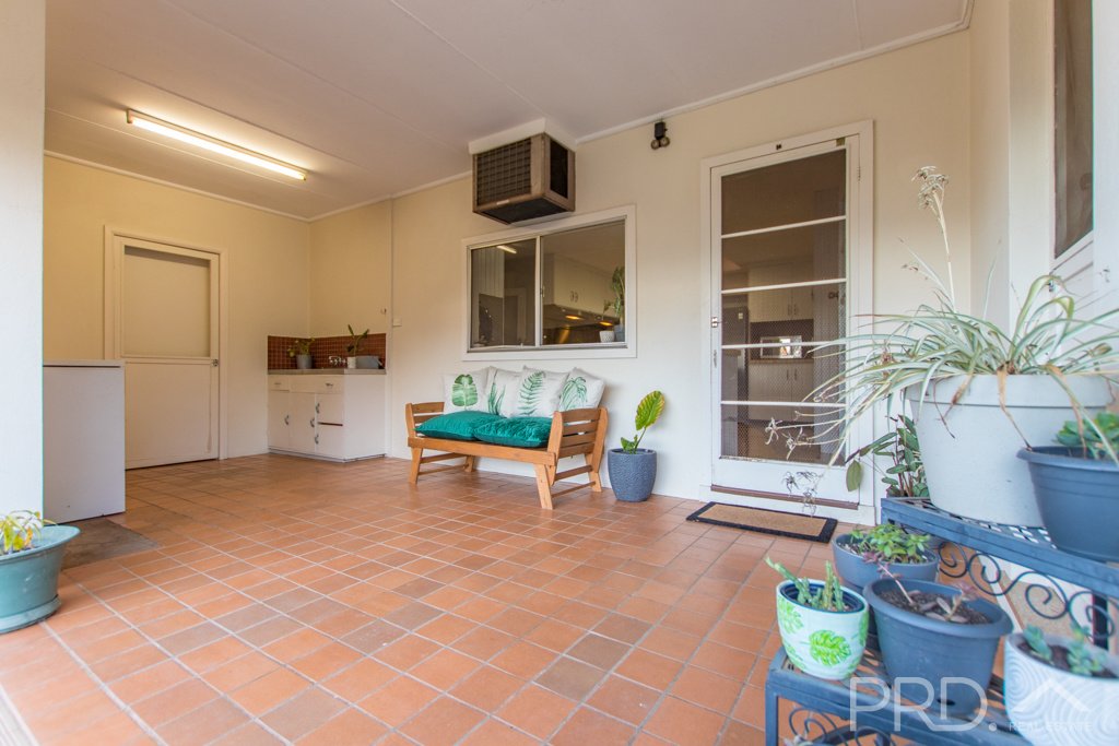 11 Herbert Street TUMUT 13