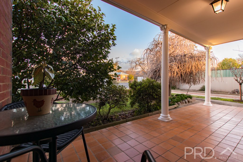 11 Herbert Street TUMUT 19
