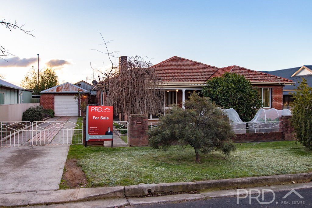 11 Herbert Street TUMUT 20