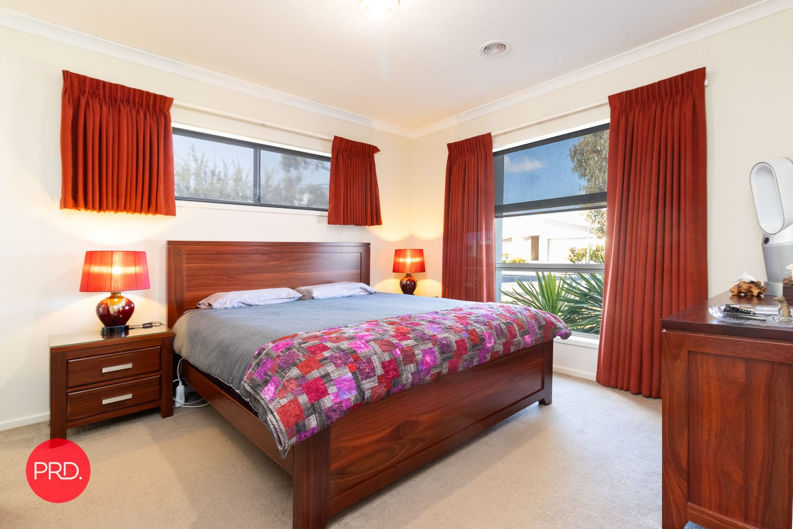 11 Hereford Street BUNGENDORE 8