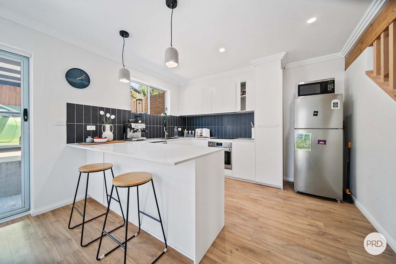 1/1 Heyington Place KENNINGTON 2
