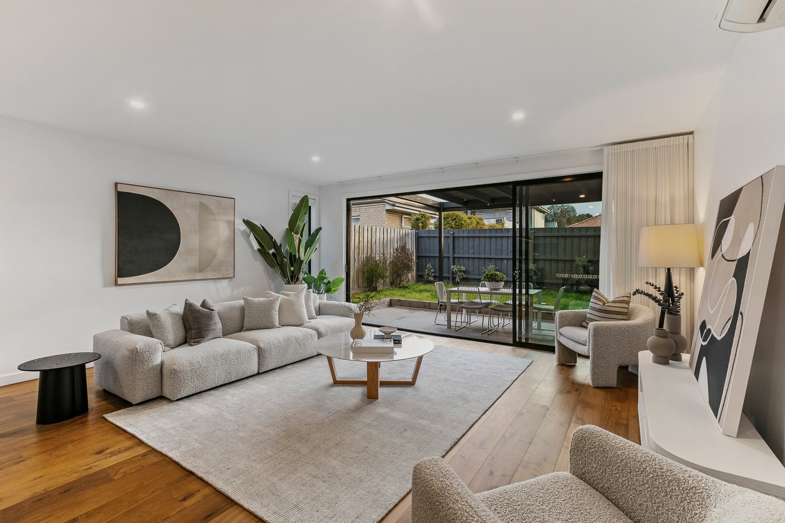Gallery: 11 Hick Street