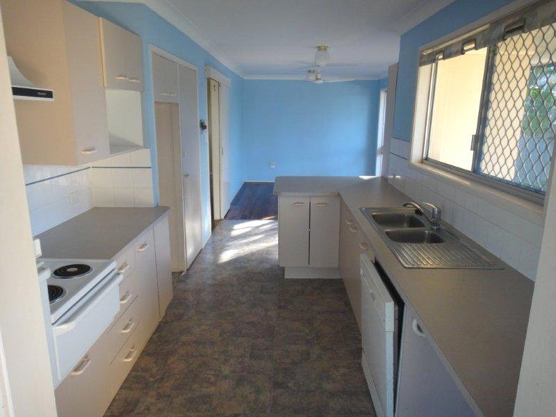 11 Highcrest Avenue WAVELL HEIGHTS 6