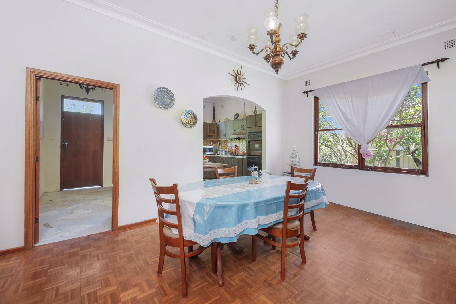 11 Highworth Avenue BEXLEY 7