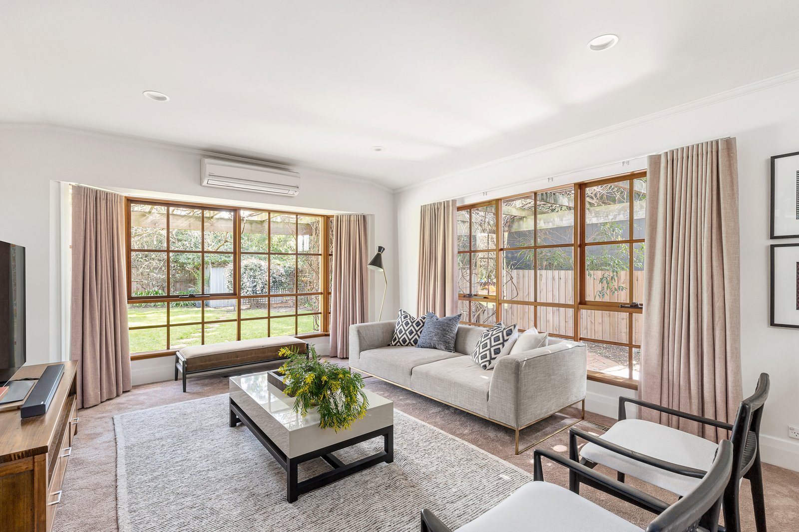 Real Estate and Property in 11 Hillcrest Road, Glen Iris, VIC