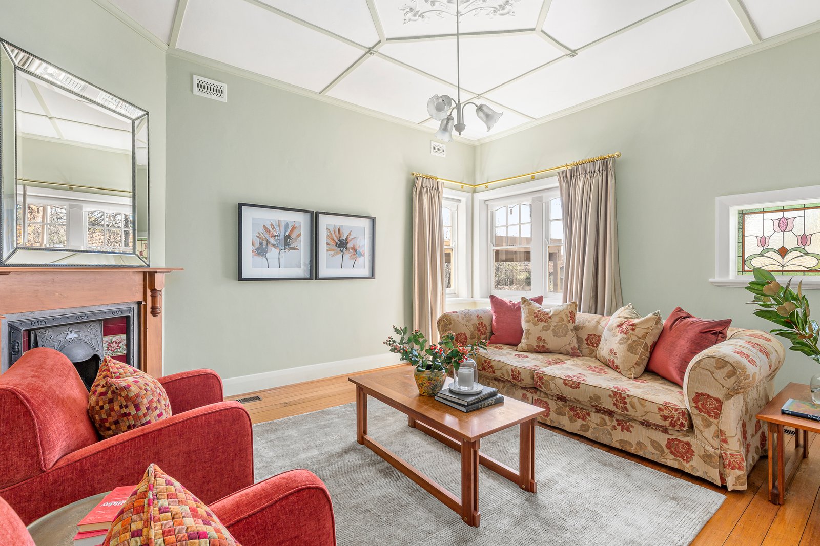 Real Estate and Property in 11 Hillcrest Road, Glen Iris, VIC