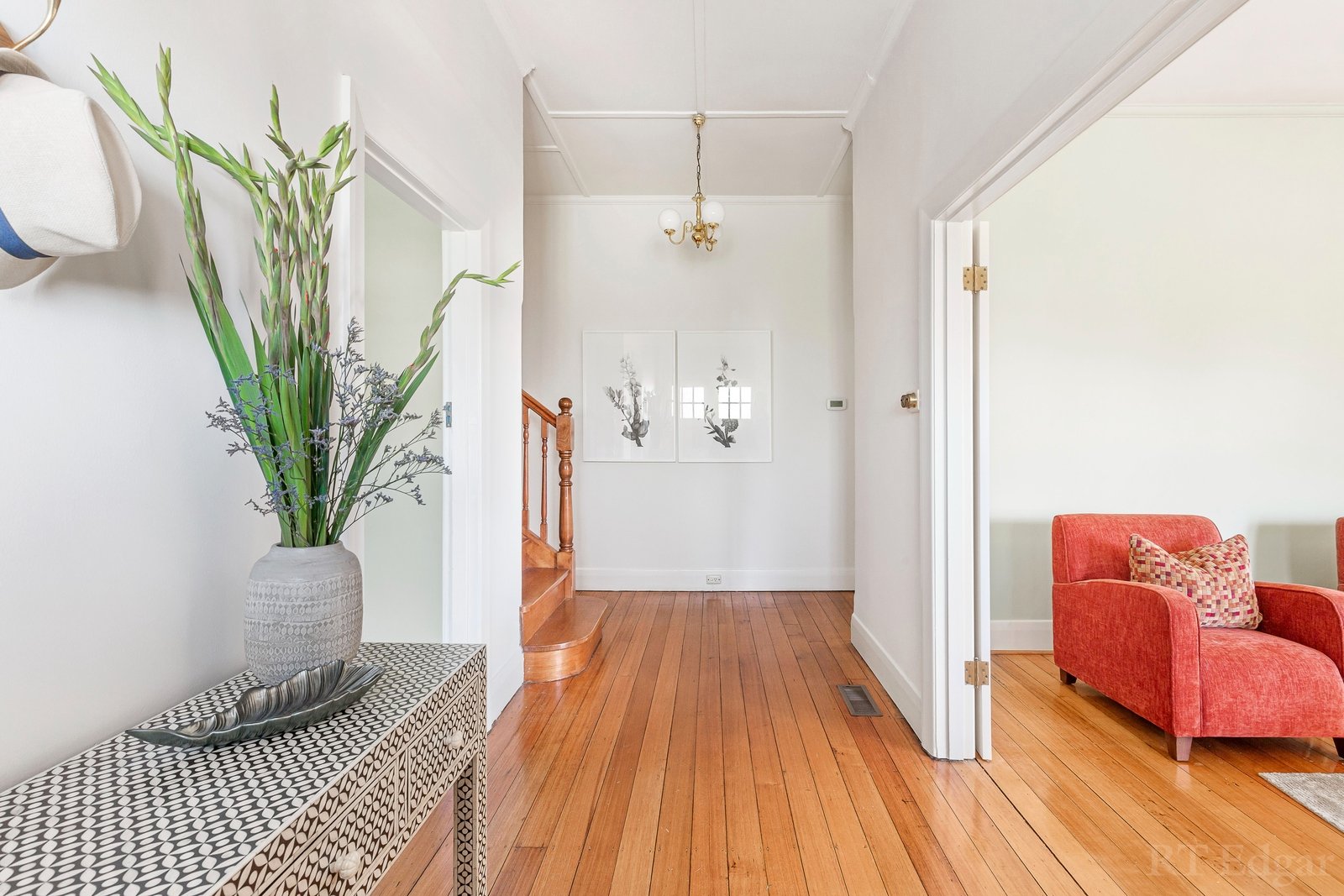 Real Estate and Property in 11 Hillcrest Road, Glen Iris, VIC