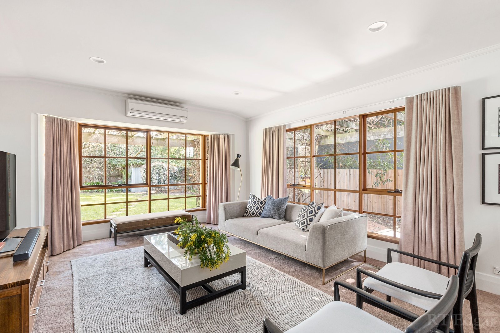 Real Estate and Property in 11 Hillcrest Road, Glen Iris, VIC