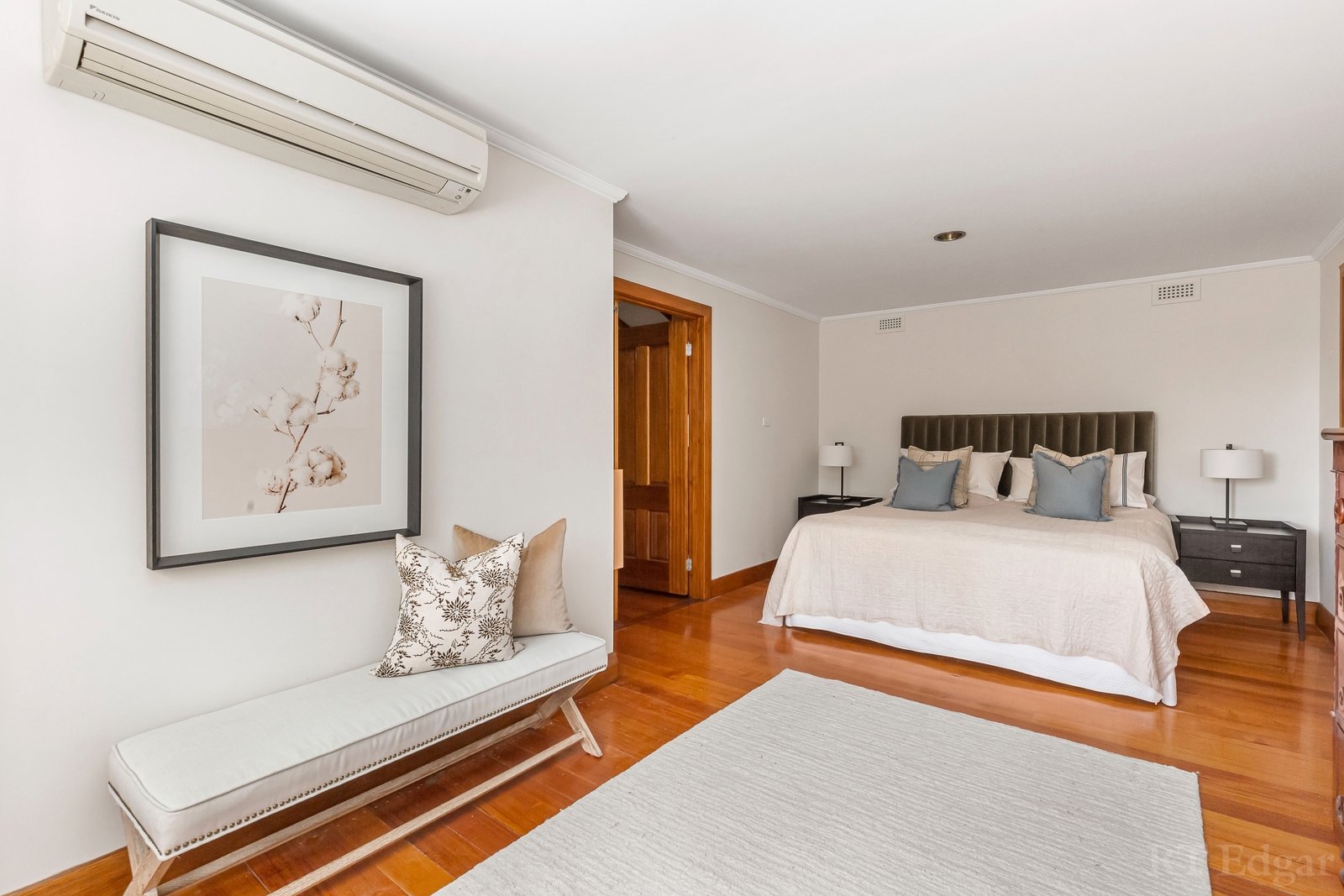 Real Estate and Property in 11 Hillcrest Road, Glen Iris, VIC