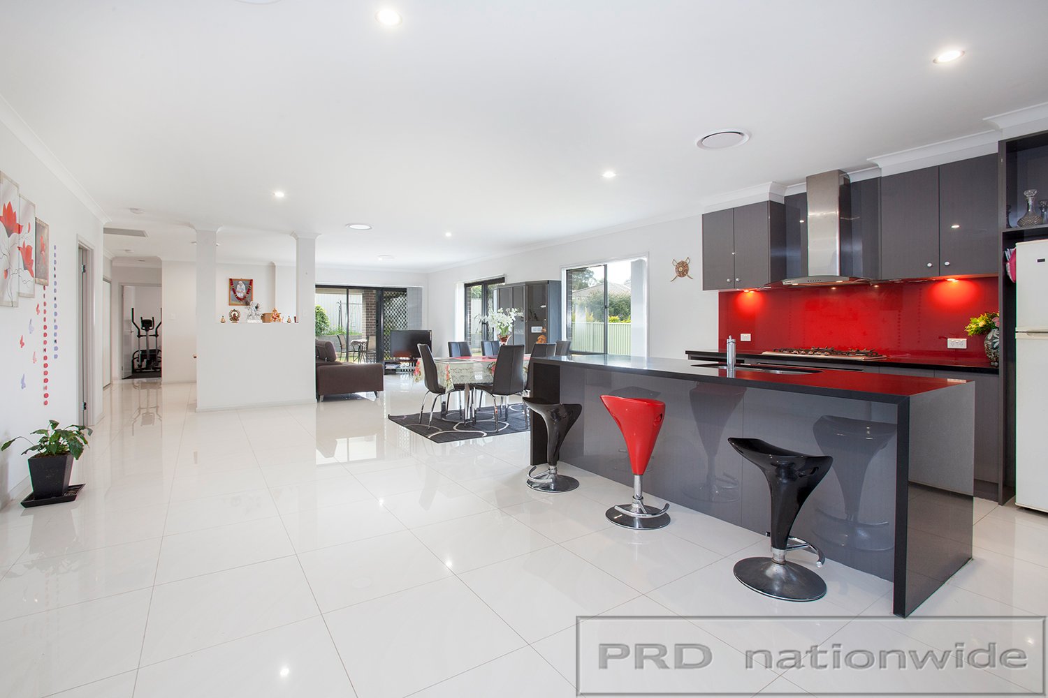 11 Hinchinbrook Close ASHTONFIELD 2