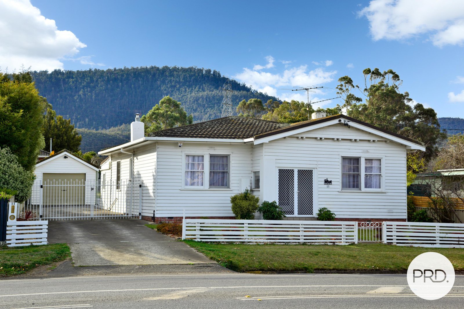 11 Hobart Road NEW NORFOLK 2