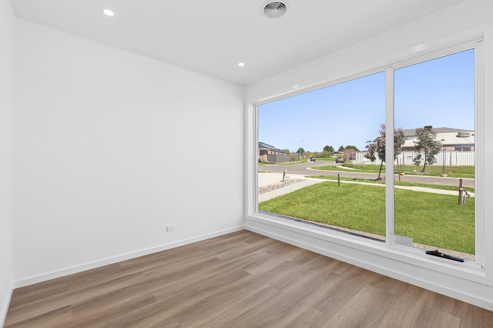 Gallery: 11 Holman Road