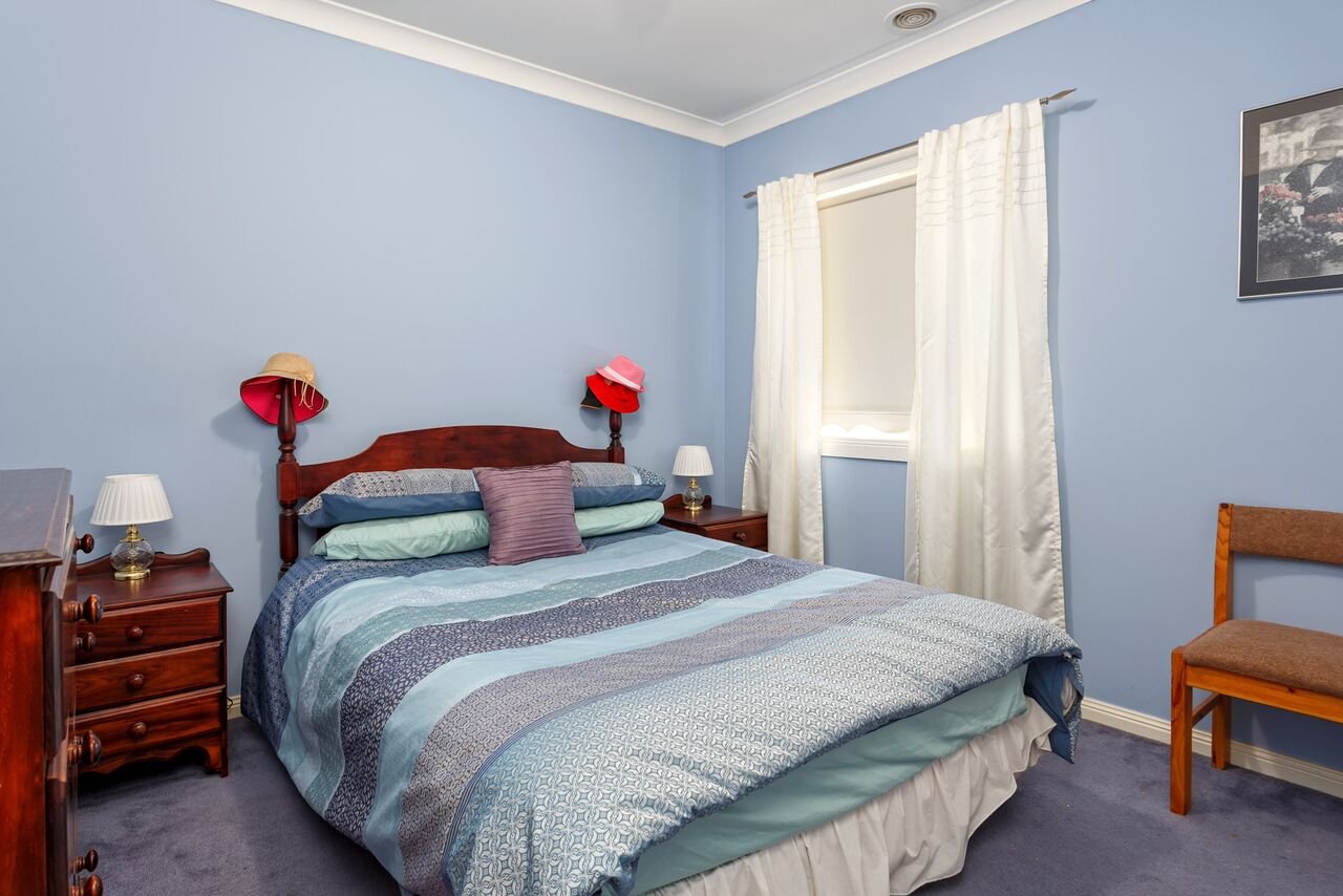 11 Hudson Drive LLOYD 10