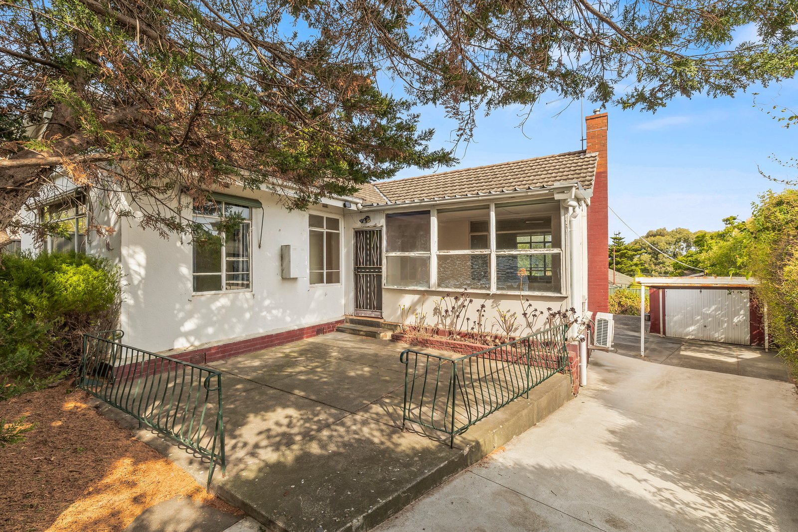 Gallery: 11 Huon Grove